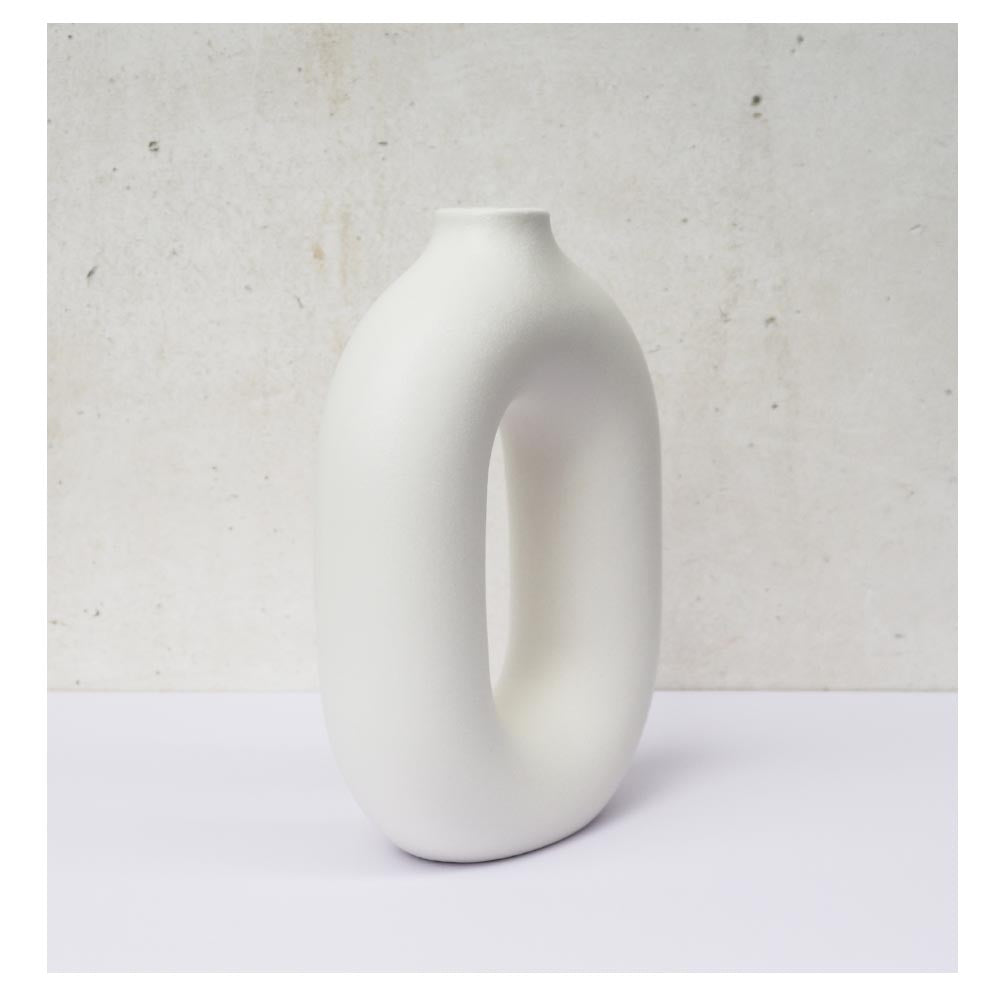 リングベース おしゃれなドーナツ型花瓶 北欧風インテリアに合う花器 一輪挿し 陶器製 シンプル&スタイリッシュ フラワーベース ホワイト 高さ約23cm