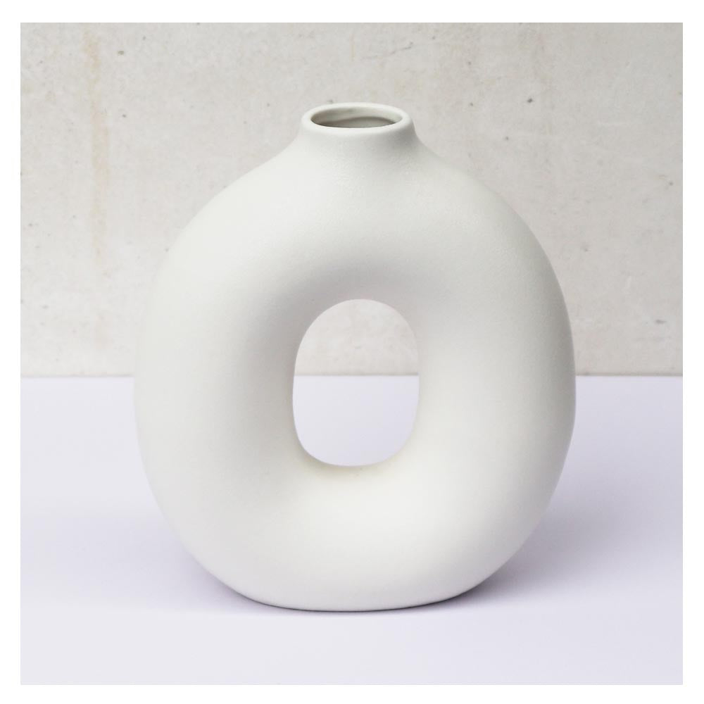 リングベース おしゃれなドーナツ型花瓶 北欧風インテリアに合う花器 一輪挿し 陶器製 シンプル&スタイリッシュ フラワーベース ホワイト 高さ約19cm