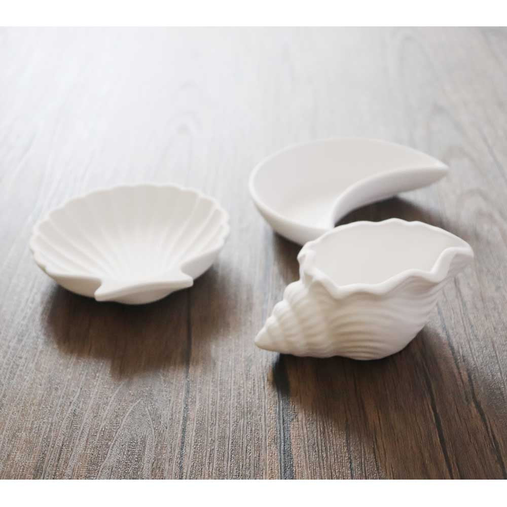 石膏風トレー　巻貝型　小皿　撮影用小道具　北欧風　ディスプレイ　インテリア小物　撮影小物 製品寸法：約11ｘ6ｘ4.5cm